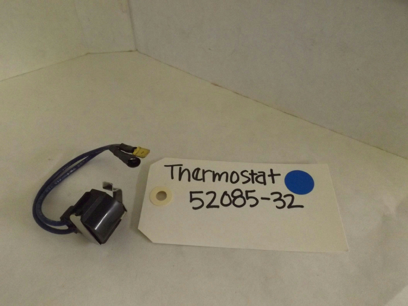MAYTAG WHIRLPOOL REFRIGERATOR 52085-32 THERMOSTAT NEW MAYTAG WHIRLPOOL REFRIGERATOR 52085-32 THERMOSTAT NEW